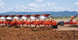 Pièces de charrue agricole KUHN