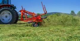 GF 10803 al lavoro in un appezzamento