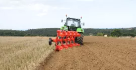 L'aratro portato KUHN MASTER 103 offre una qualità d'interramento eccezionale.