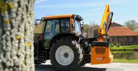 Braccio decespugliatore KUHN MULTI-LONGER GII 5057 P: la potenza in cinematica braccio dritto