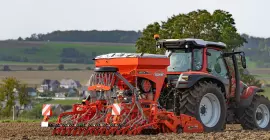 Seminatrice combinata VENTA 310 al lavoro