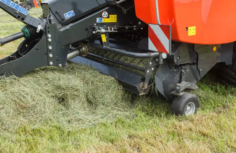 Pressa SB 890 al lavoro