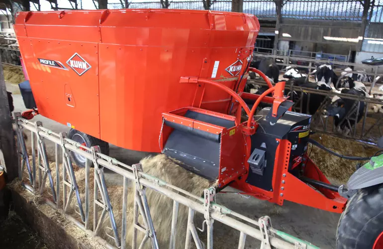 PROFILE 2 CL al lavoro