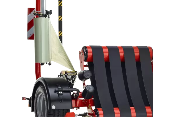 Il ben noto sistema di taglio "a forbice" trattiene e taglia la pellicola.