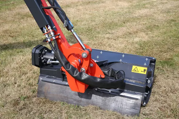 2 tipi di testate trincianti sugli AGRI-LONGER GII con perno di sicurezza