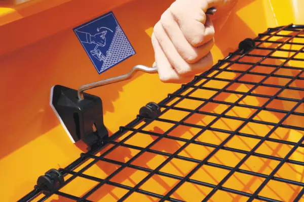 Setaccio per bloccare i blocchi di sale ed evitare ostruzioni nella tramoggia AXEO