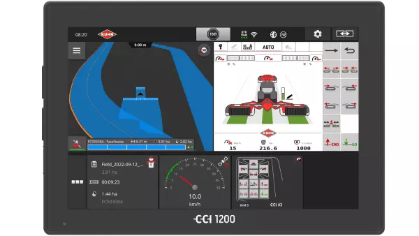 La funzione TC-SC, integrata nei modelli FC 9330 RA o FC 9830 RA, permette di controllare automaticamente tramite GPS il sollevamento e l’abbassamento di ogni unità di taglio, come pure di controllare individualmente la falciatrice anteriore.