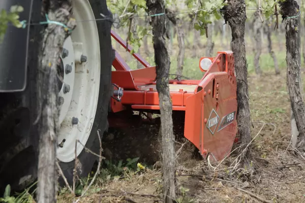 Erpice rotante HRB 152 con telaio compatto e robusto