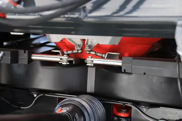 Lo spandiconcime MDS .2 versione C comanda le valvole grazie a due martinetti elettrici