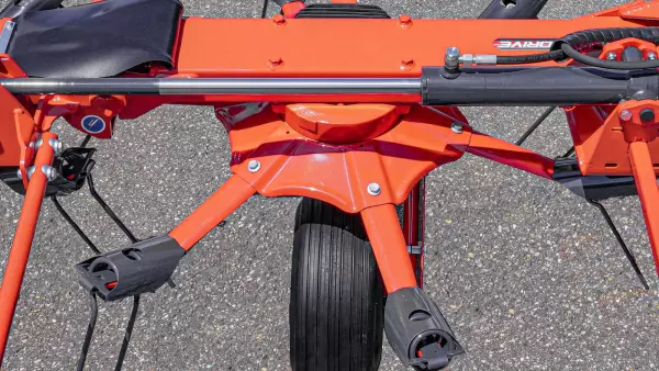 I voltafieno GF 8703 e 10803 sono equipaggiati con rotori piccoli