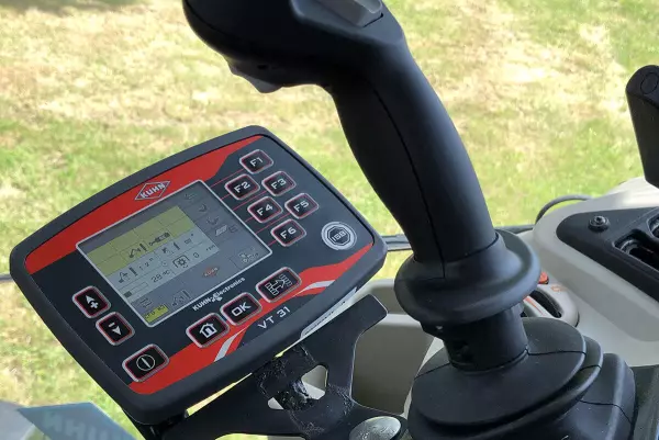 Il comando INTUITIV’: un design progettato specificamente per i decespugliatori