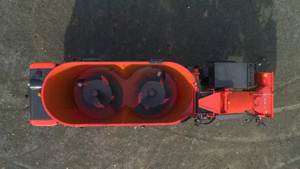 Le compartiment moteur des SPW Intense est synonyme d'accessibilité et facilité de maintenance.