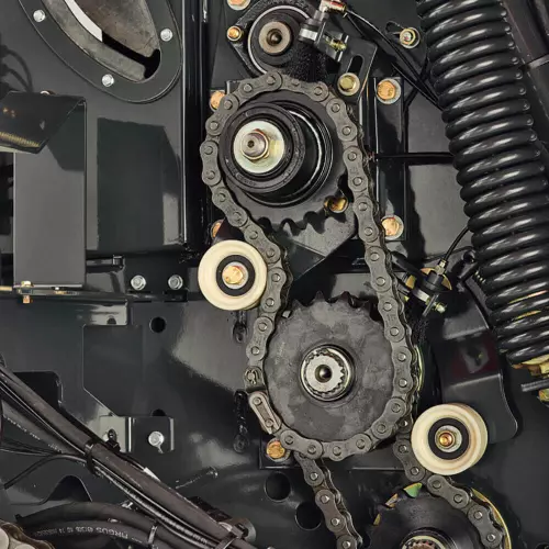 Il secondo rullo motrice assicura la rotazione della balla