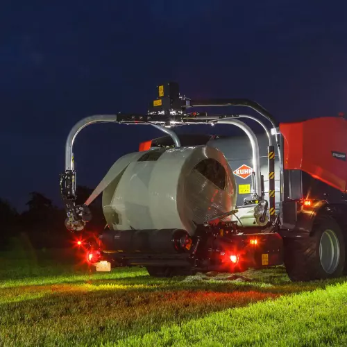 Il pacchetto VISION include un set completo di luci da lavoro e luci di servizio a LED.