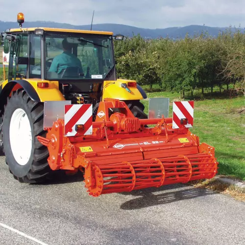 Ottimi dispositivi di segnalazione su strata per trasporti sicuri