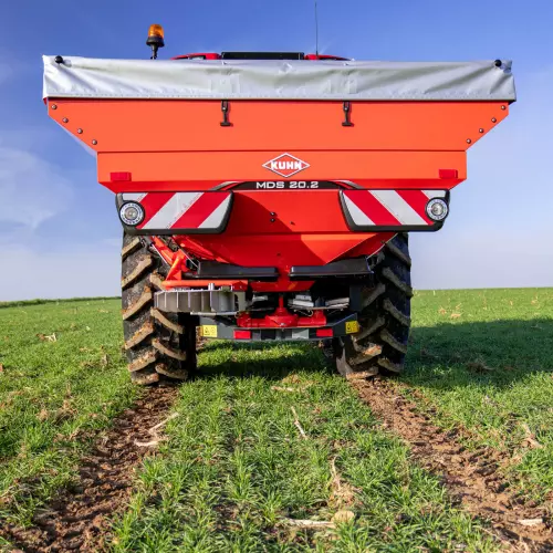 Limitatore di bordura TELIMAT per una maggiore precisione sul bordo della parcella