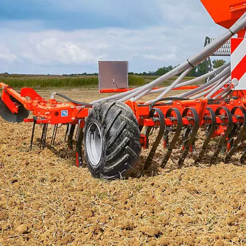 Lama di livellamento frontale