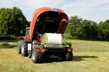 iBIO+ con una balla perfettamente rotonda e solida nella camera di pressatura