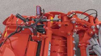 Dosatore della tramoggia frontale TF 1512