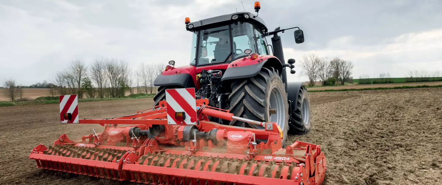 HR 104-1004 / HRB 103 al lavoro