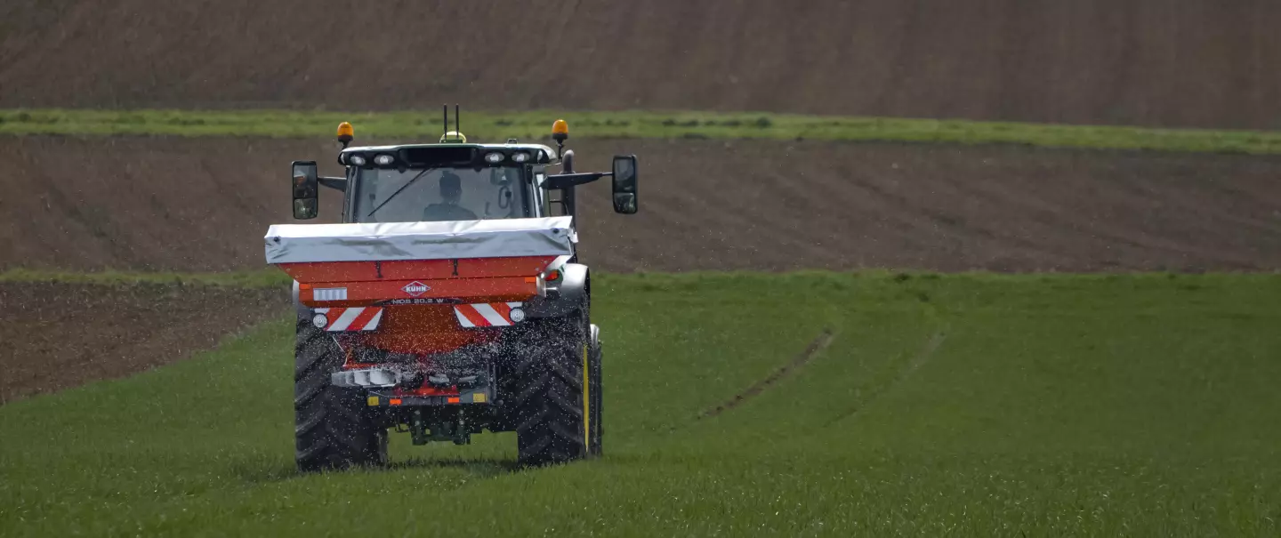 MDS 20.2 W_Action_02 copy.jpg