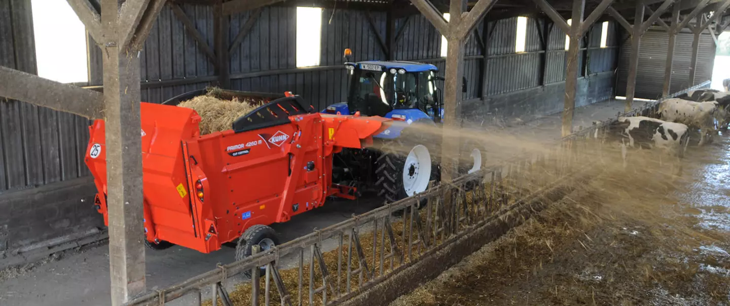 KUHN PRIMOR 4260 M CUT CONTROL in modalità impagliatore