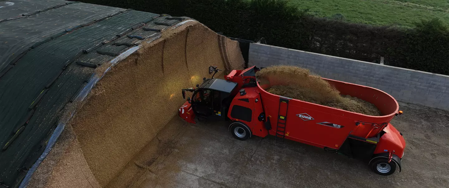 SPW Power durante le operazioni di caricamento dell’insilato di mais