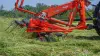 Il voltafieno 8703 al lavoro